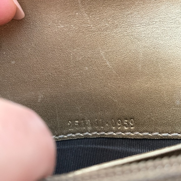 Gucci Guccisima intertwined heart wallet - Picture 11 of 11